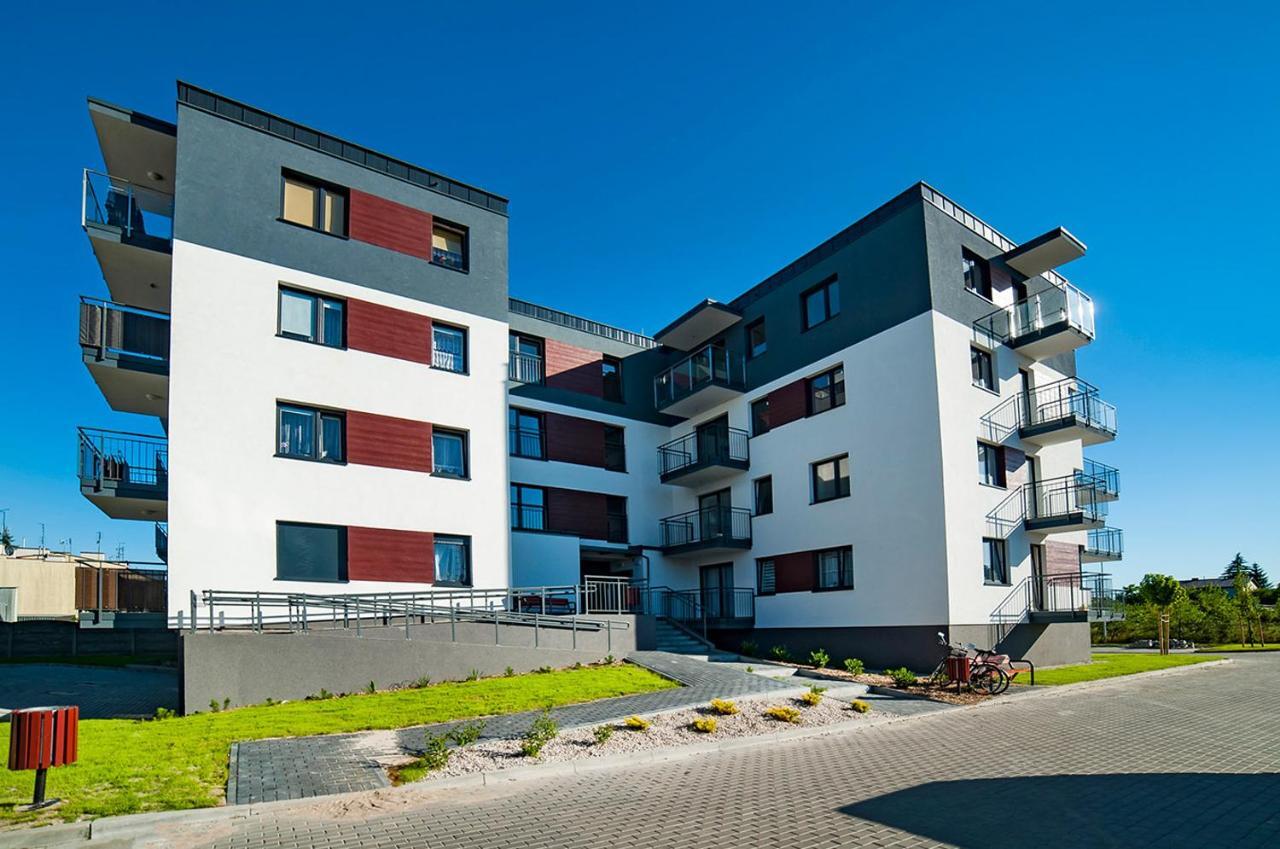 Lifestyle Apartments -Zielony Uniejow "Prywatne Kapiele Termalne" エクステリア 写真